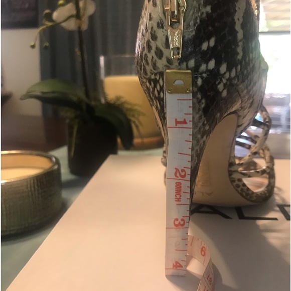 ALDO PETERBELL Snakeskin Heels - Picture 10 of 10